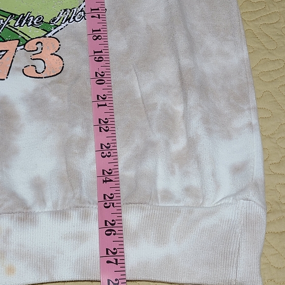 Official Pink Floyd "Dark side of the Moon" Tiedye sweatshirt size M - Picture 7 of 7